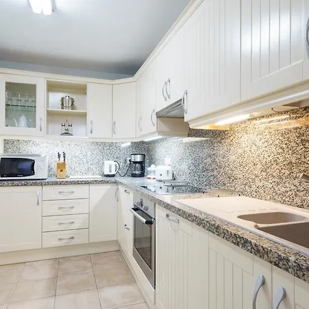 Апартаменти La Cartuja Del Golf