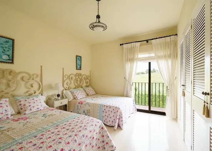 La Cartuja Del Golf * Estepona